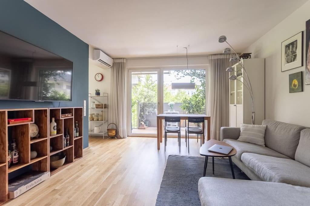 Dream Apartment - Central And Quiet With Ac And Free Parking Garage Vienna Exterior photo